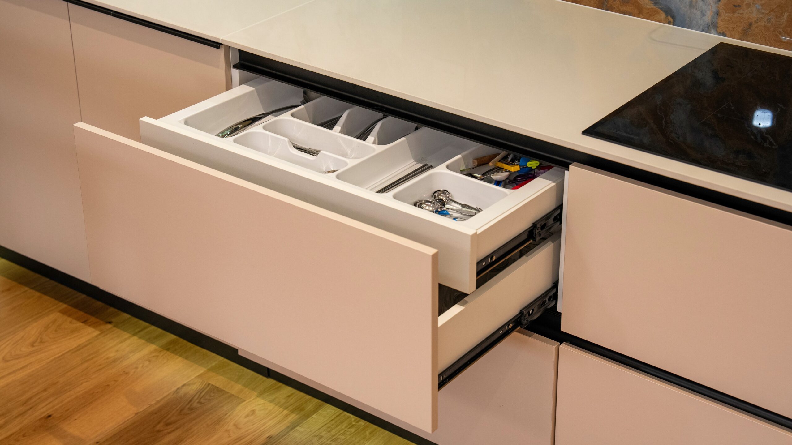 Practical solutions for cabinets and drawers