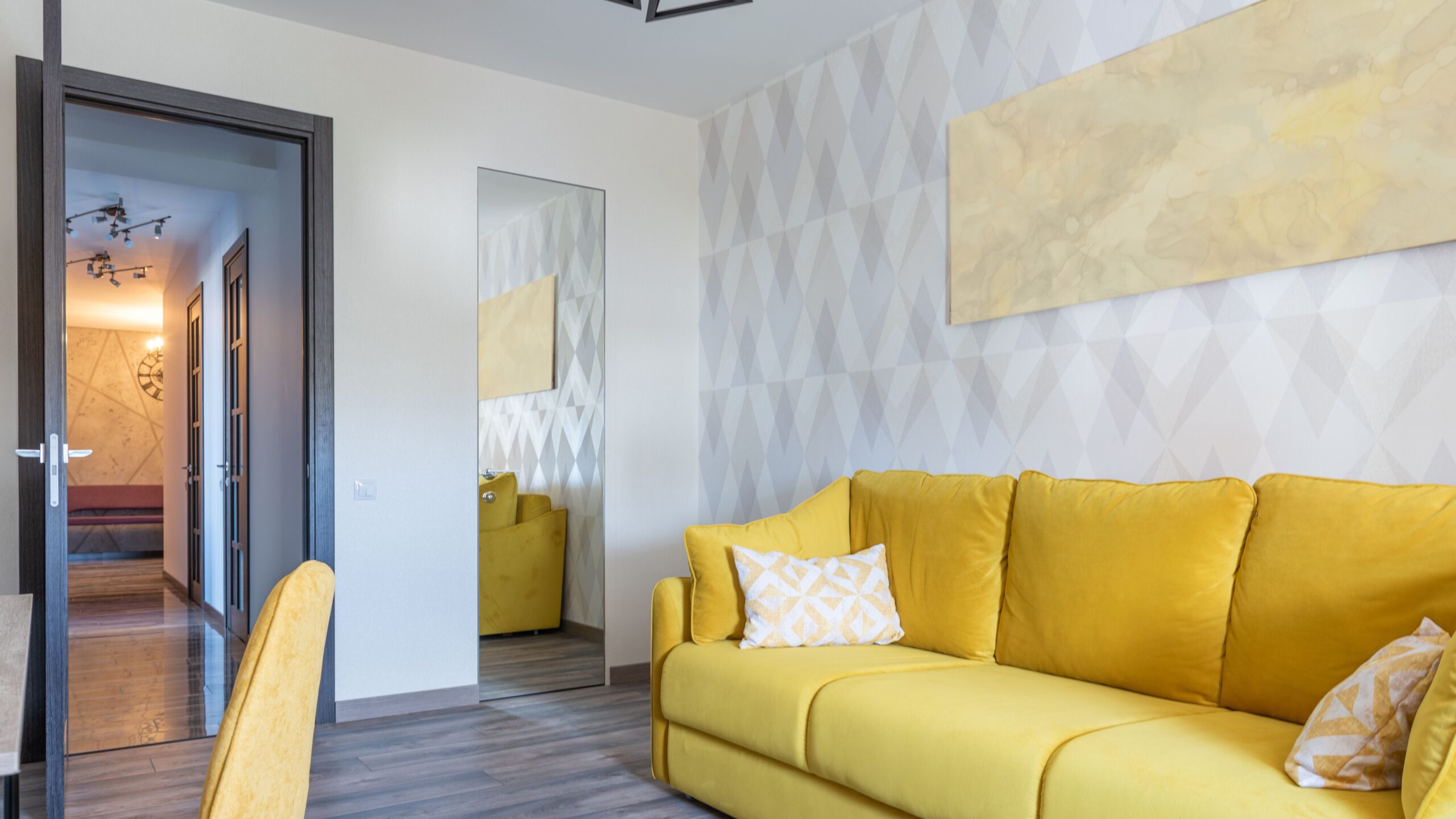 Visual tricks to expand the space